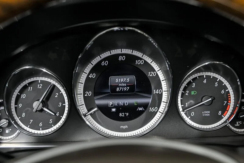 Used 2013 Palladium Silver Metallic Mercedes-Benz E 350 image 20