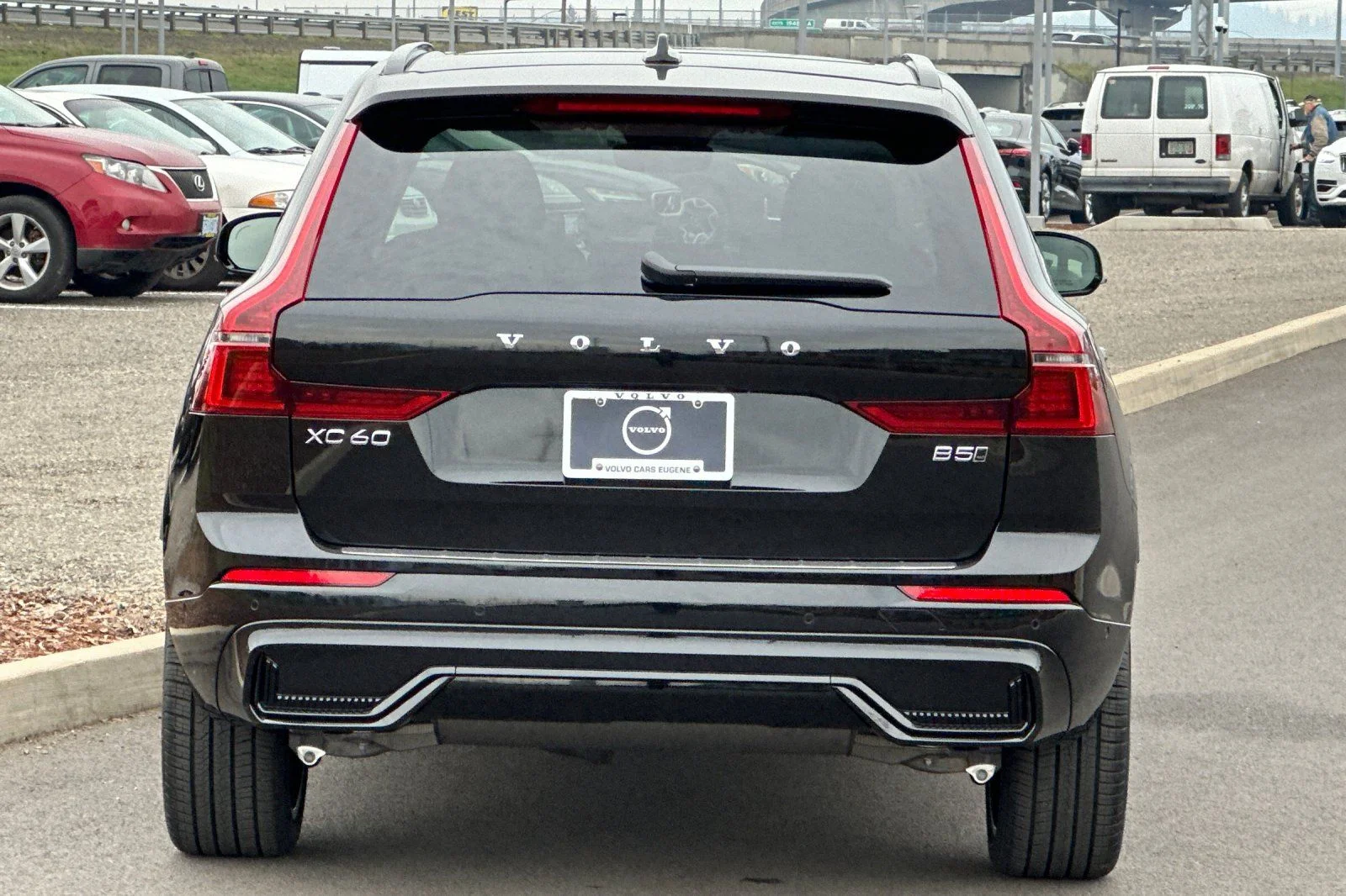 New 2026 Onyx Black Volvo Ultra image 4