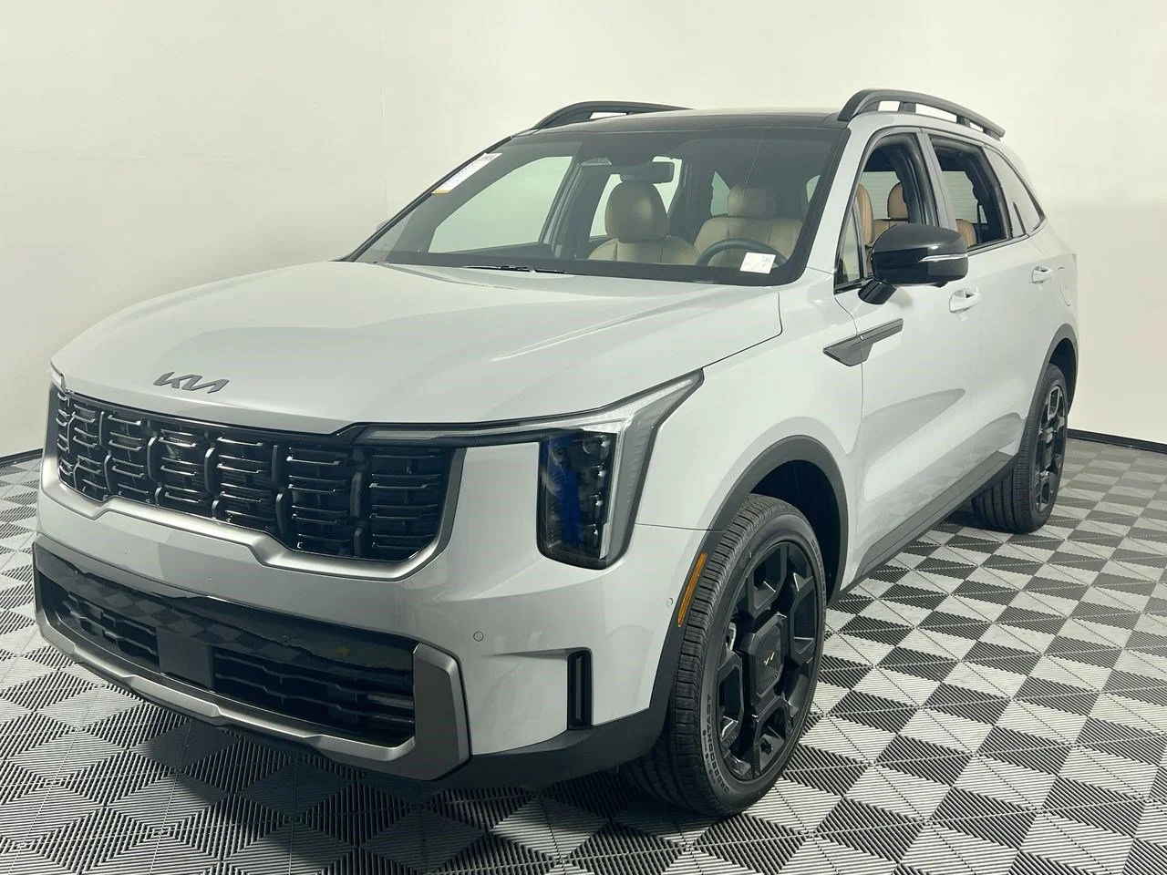 New 2025 Wolf Gray Kia X-Line SX Prestige AWD image 11
