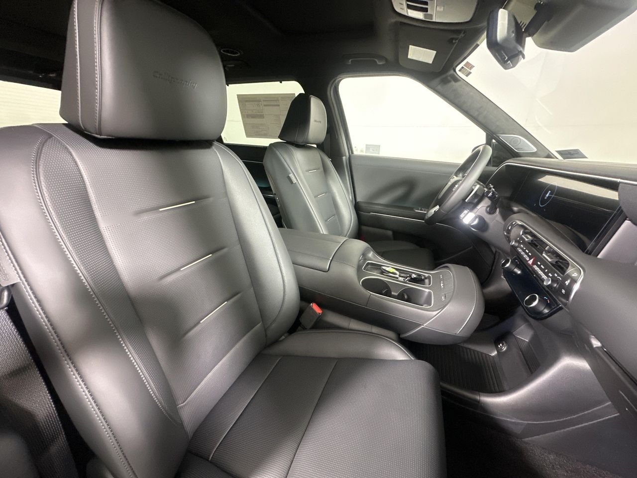New 2026 Abyss Black Pearl Hyundai Calligraphy AWD image 24
