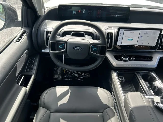 New 2026 Oxford White Ford Active image 14