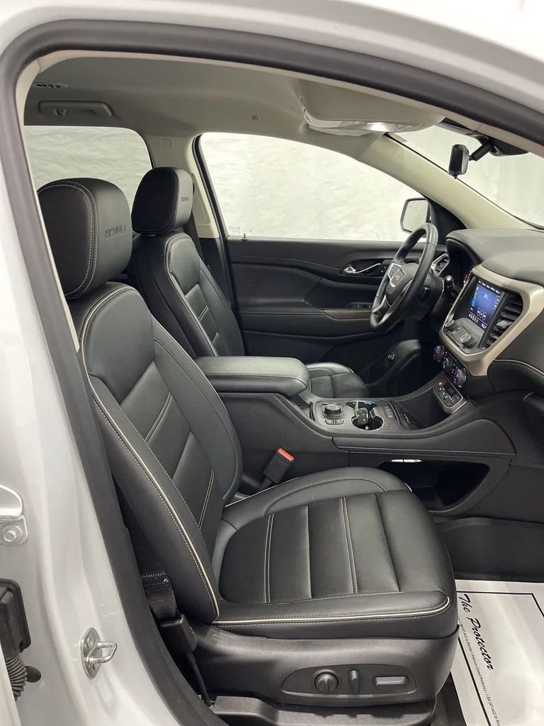 2023 GMC Acadia Denali - Photo 13