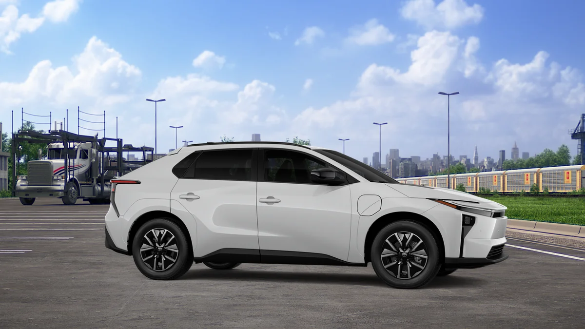 New 2026 Wind Chill Pearl Toyota XLE image 26
