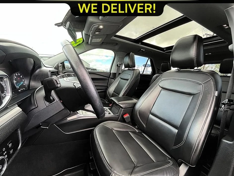 Used 2023 Silver Ford XLT image 9