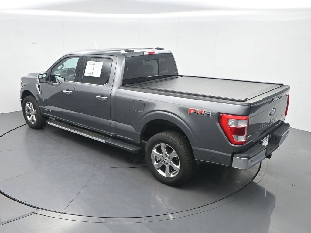 Used 2023 Gray Metallic Ford LARIAT image 30