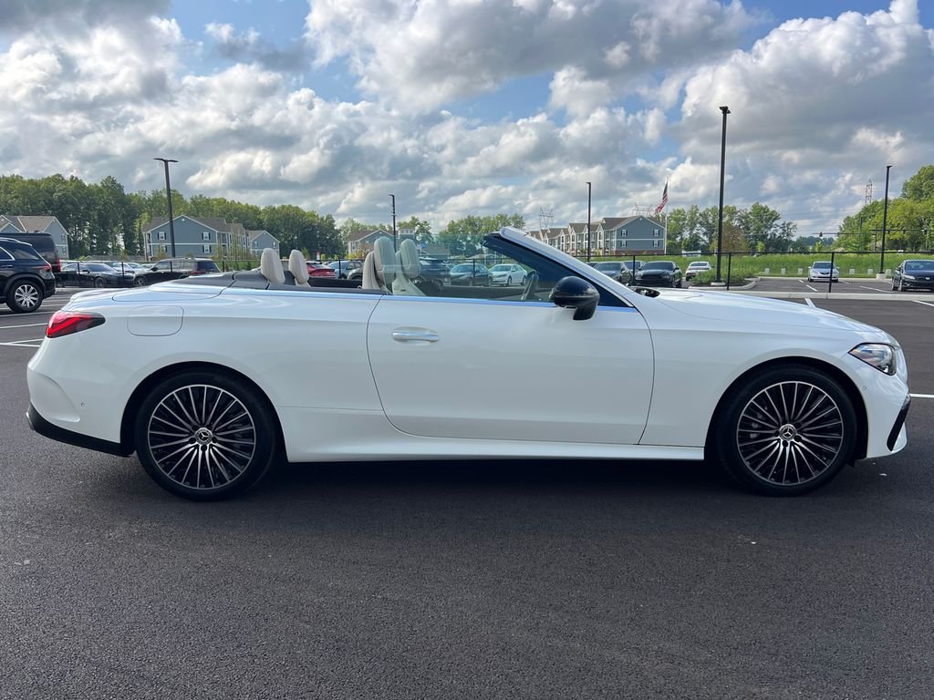 New 2026 Polar White Mercedes-Benz CLE 450 image 12