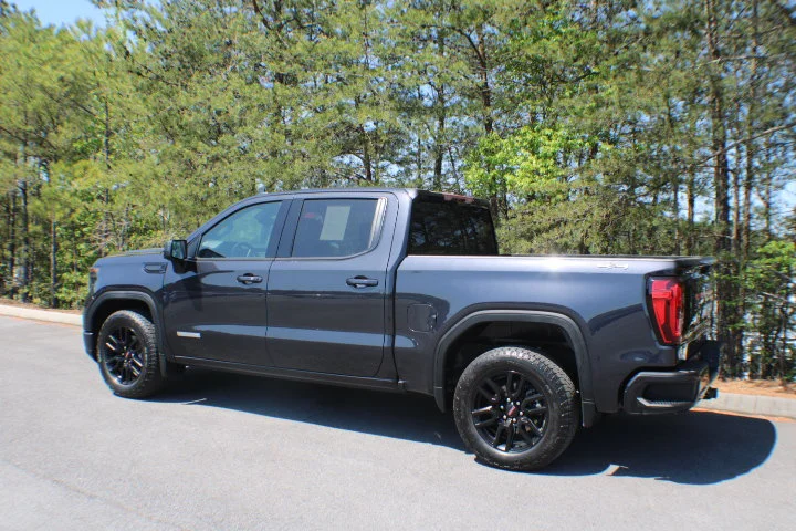 Certified Used 2023 Titanium Rush Metallic GMC Elevation image 3