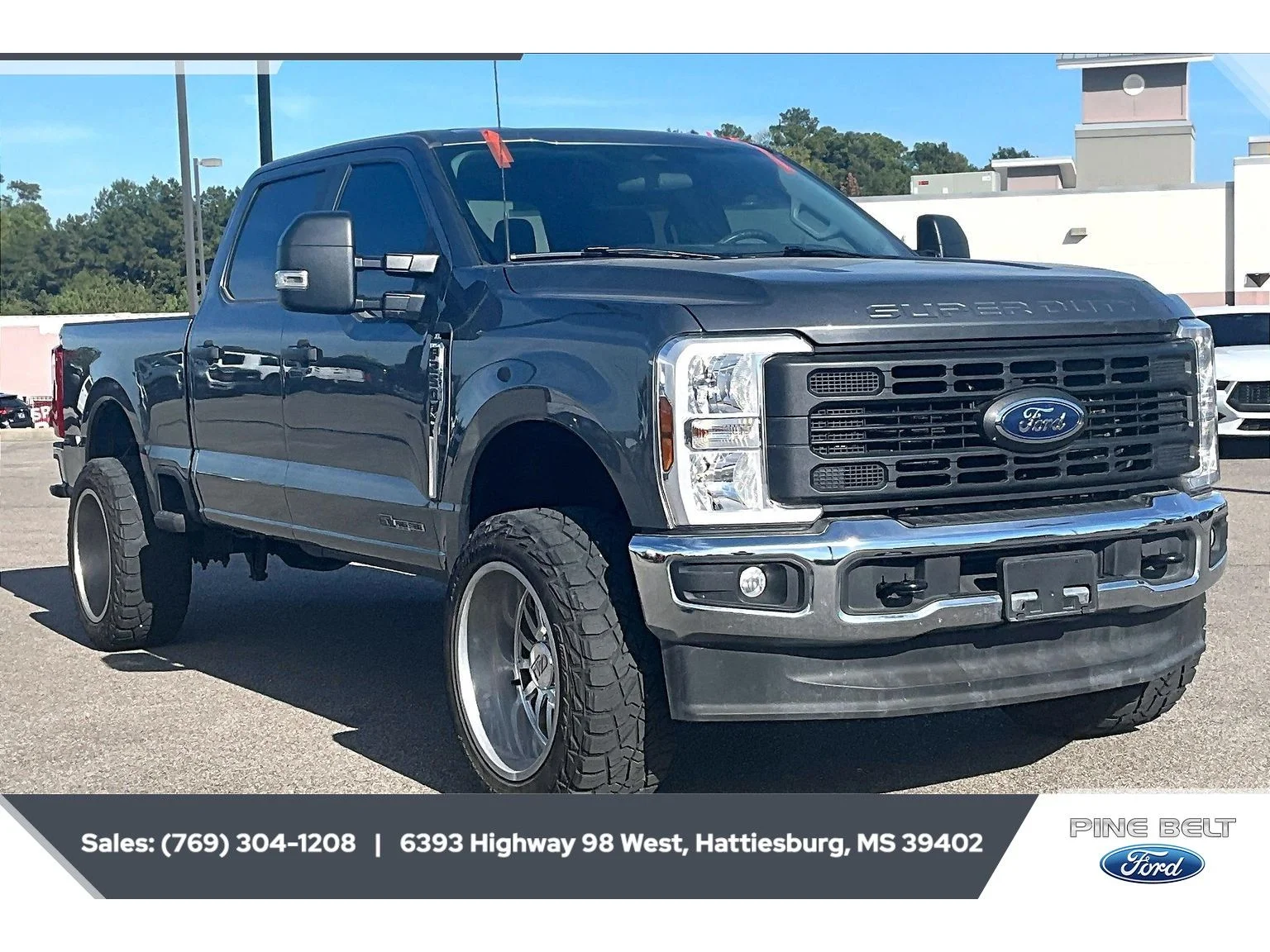 Used 2025 Carbonized Gray Metallic Ford XL image 2