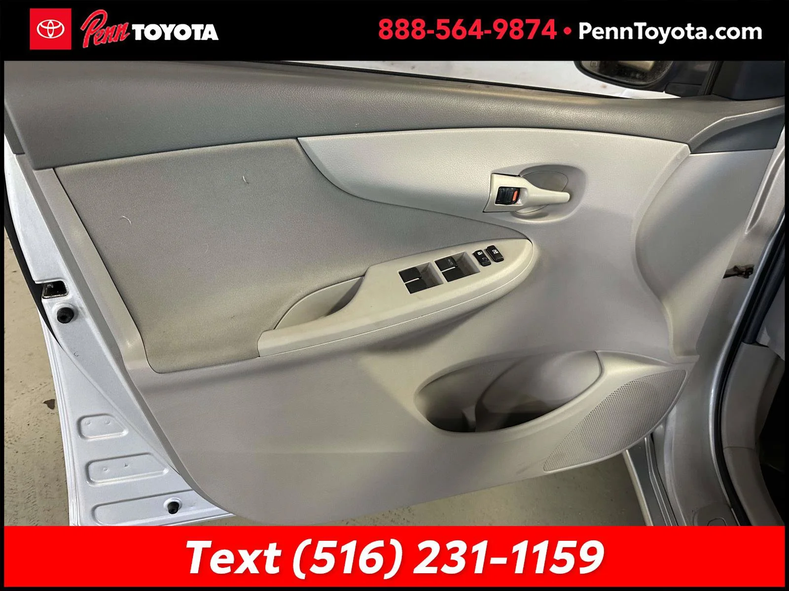 Used 2009 Classic Silver Metallic Toyota LE image 14