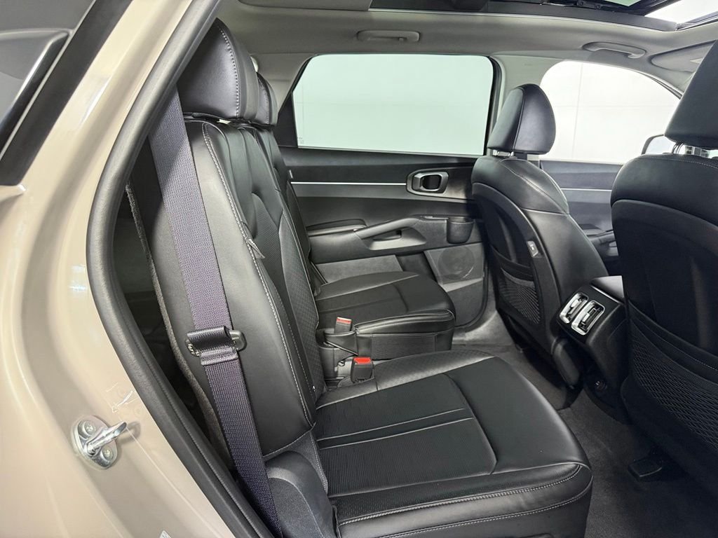 Used 2025 Brown Kia X-Line EX image 20