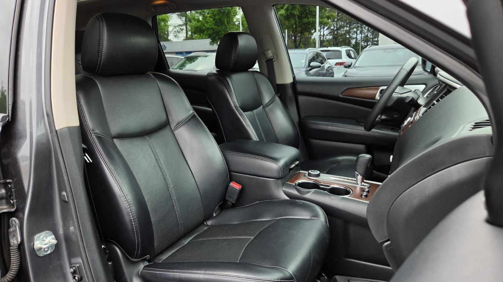 Used 2018 Gun Metallic Nissan Platinum image 49