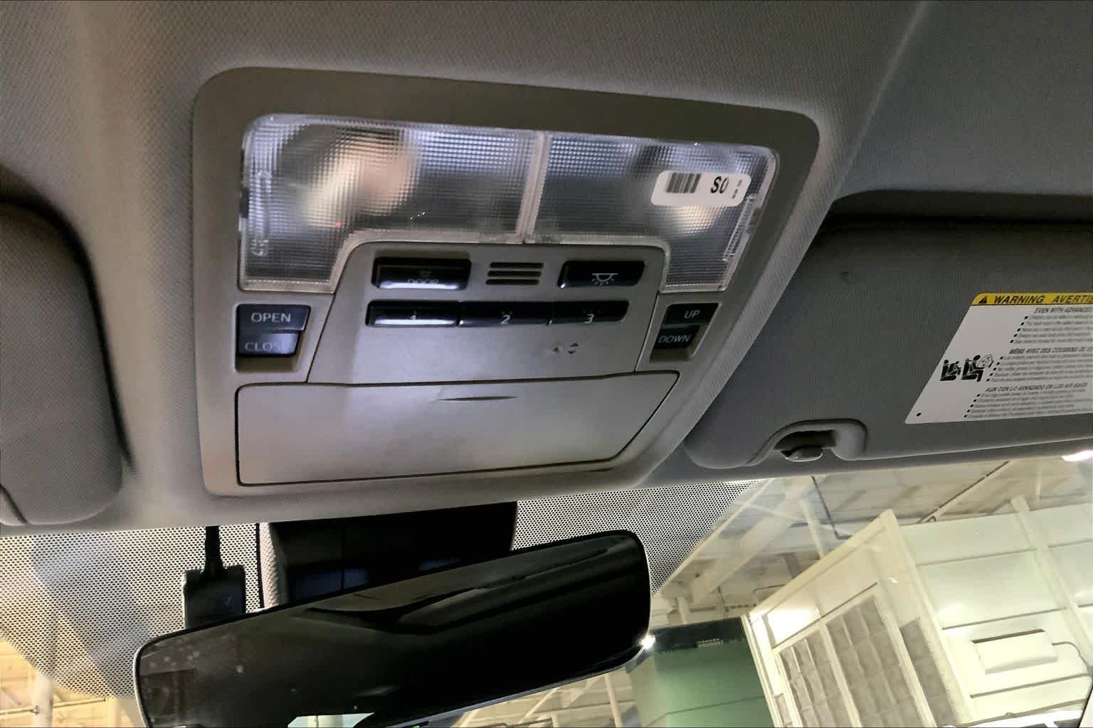 Used 2018 Predawn Gray Mica Toyota XLE image 36