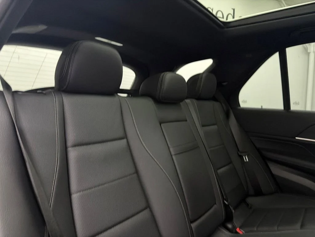 New 2026 Black Mercedes-Benz GLE 350 image 25