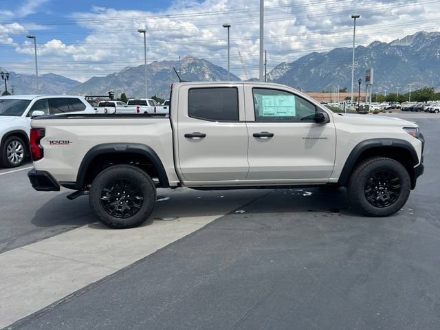 New 2026 White Sands Chevrolet Trail Boss image 8