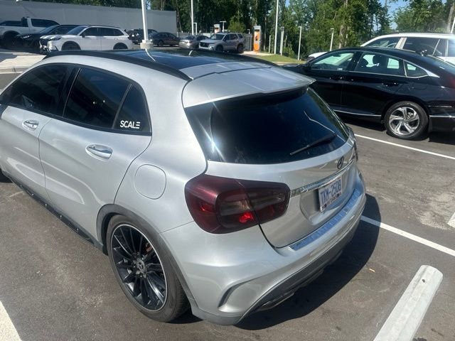 Used 2018 Polar Silver Metallic Mercedes-Benz GLA 250 image 3