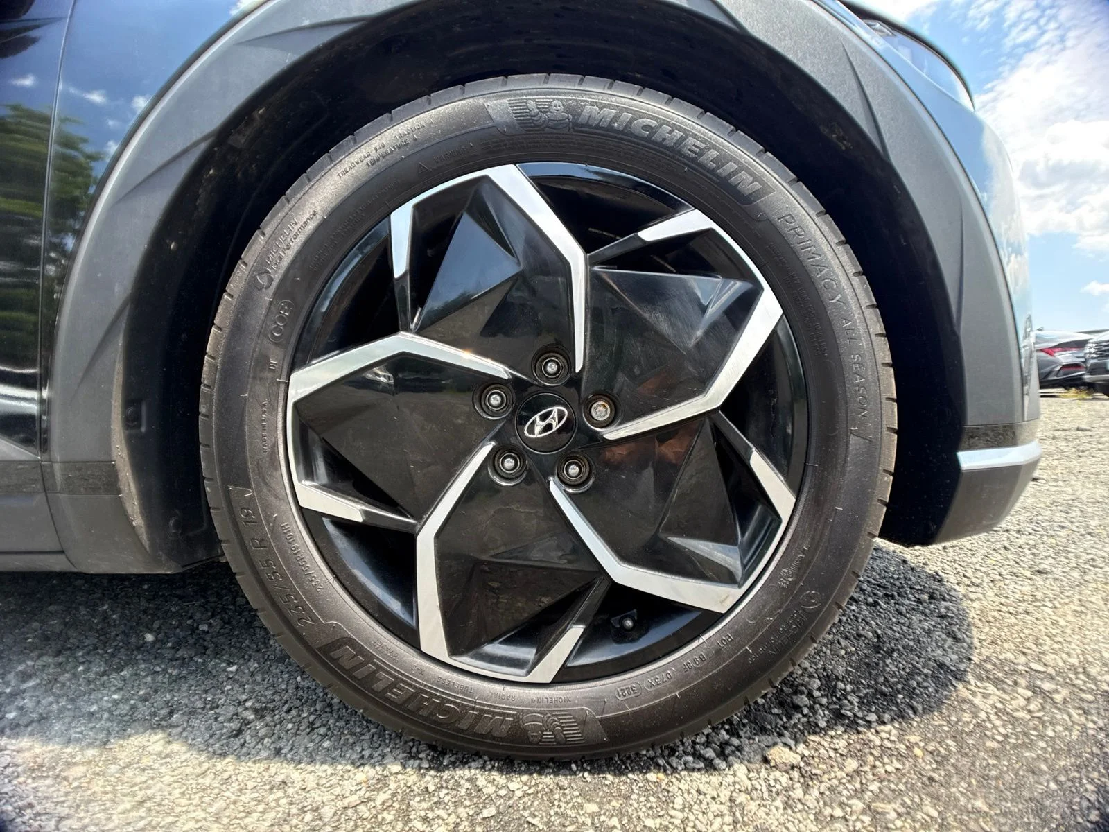 Used 2023 Black Hyundai SEL image 26