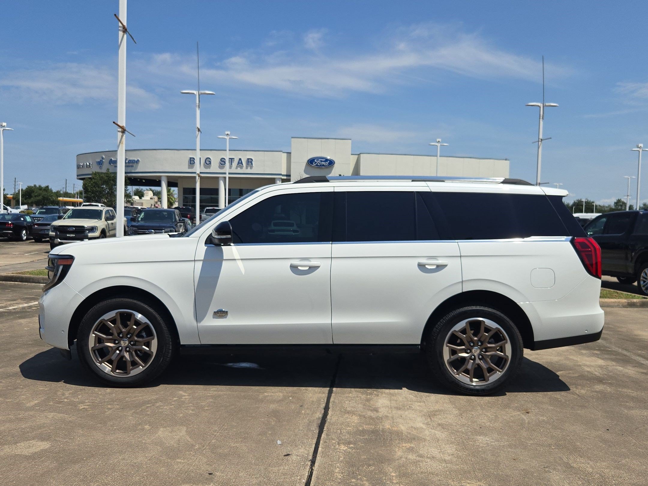 Used 2025 White Metallic Ford King Ranch image 5