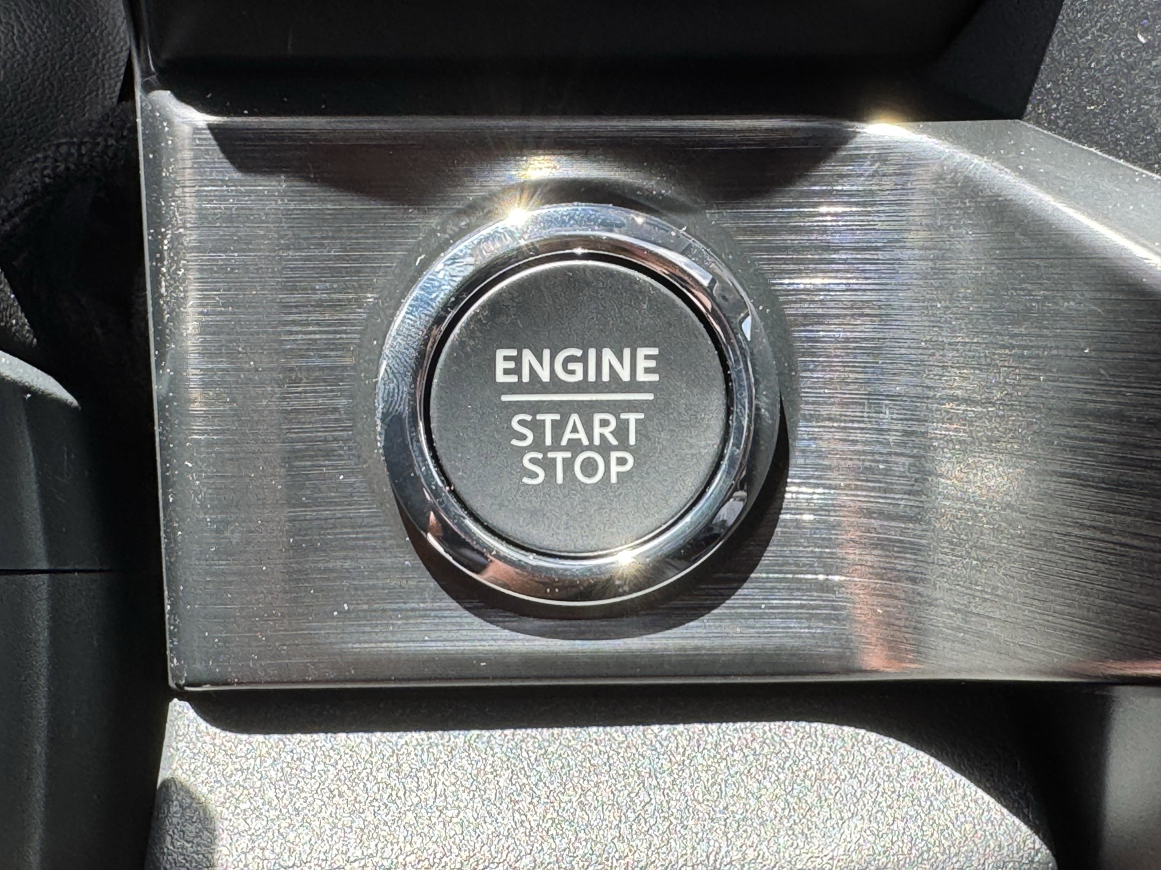 New 2026 Carbonized Gray Metallic Ford LARIAT image 20