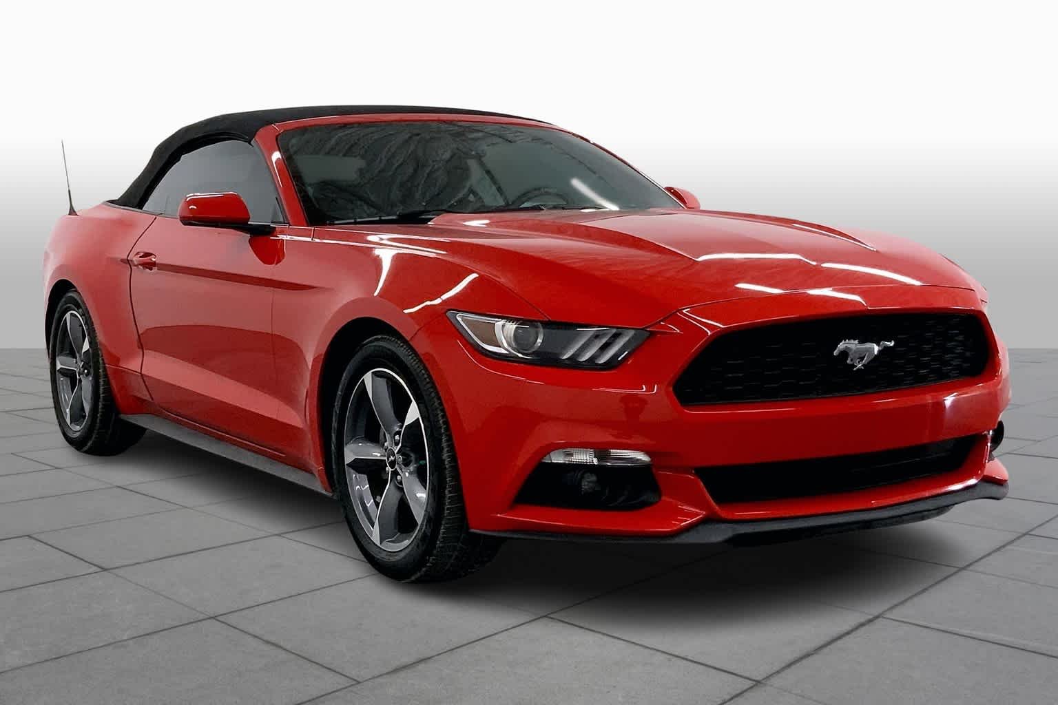Used 2016 Race Red Ford V6 image 3