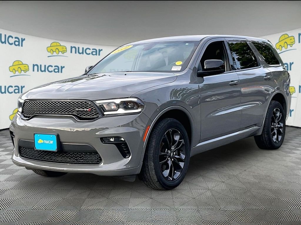 Used 2022 Gray Dodge SXT image 3