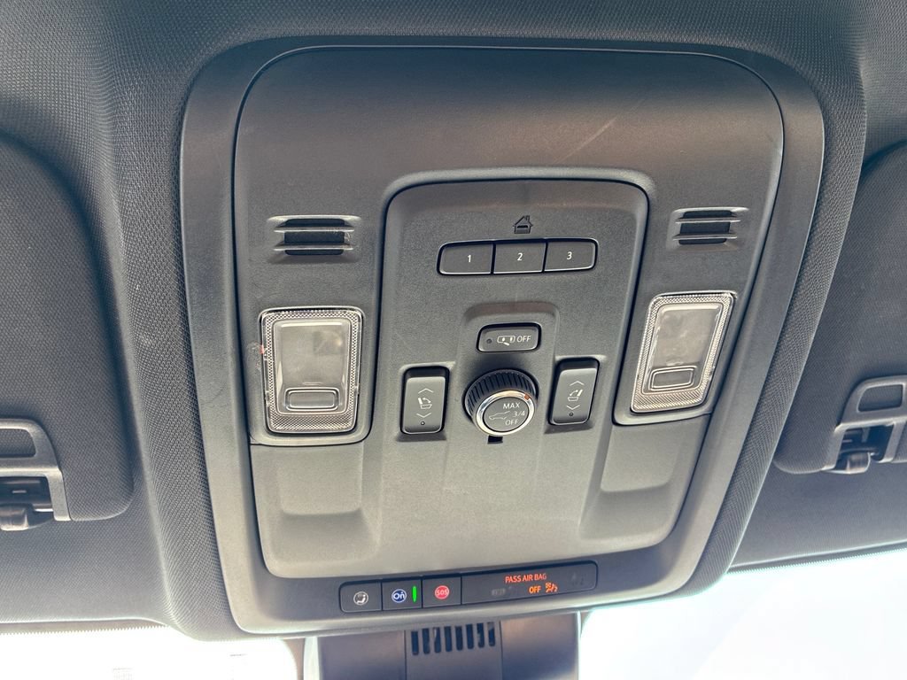 Used 2024 Black Chevrolet Premier image 34