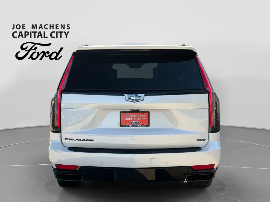 Used 2021 Crystal White Tri-Coat Cadillac Sport image 7