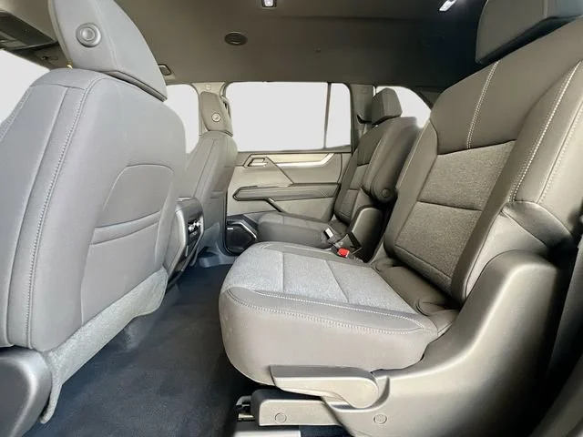 New 2026 Ebony Twilight Metallic GMC Elevation image 17