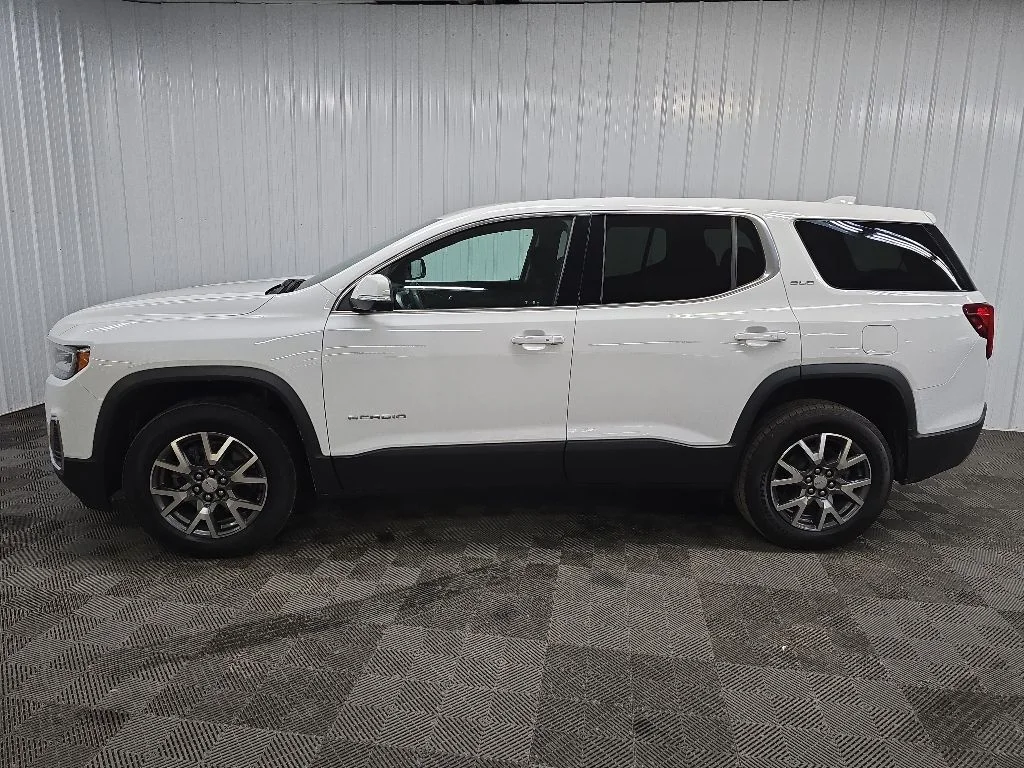 Used 2023 White GMC SLE image 5