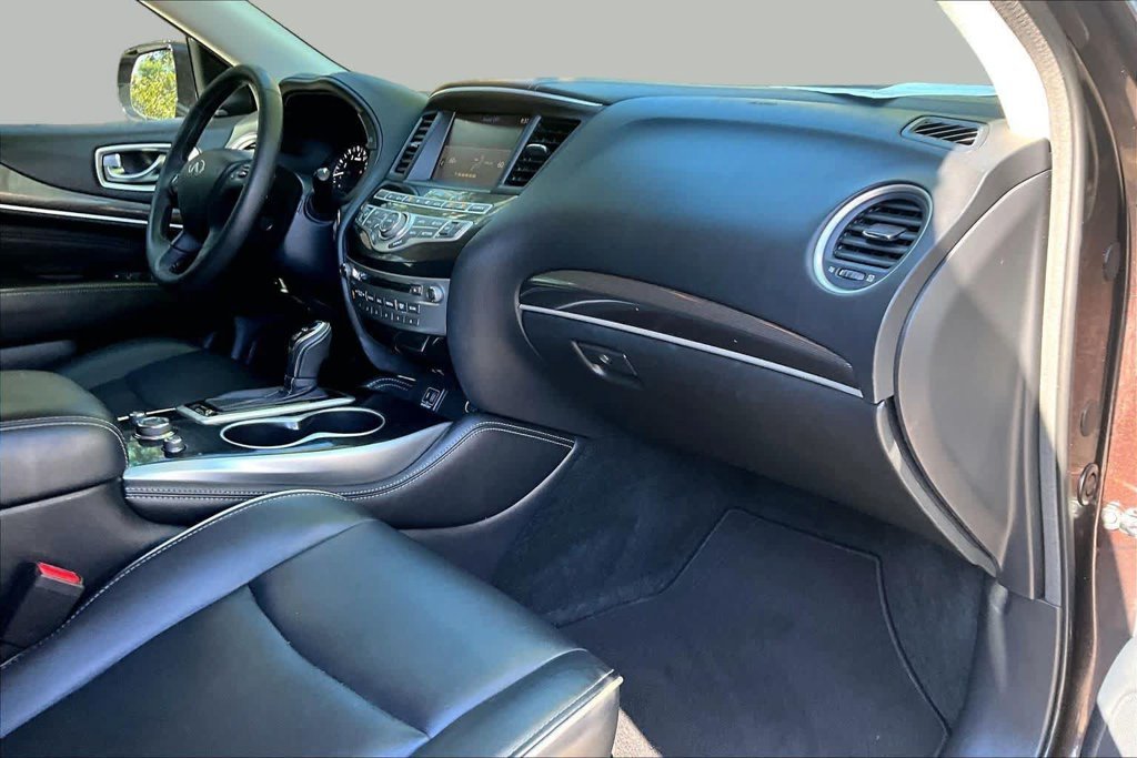 Used 2020 Brown INFINITI PURE image 19