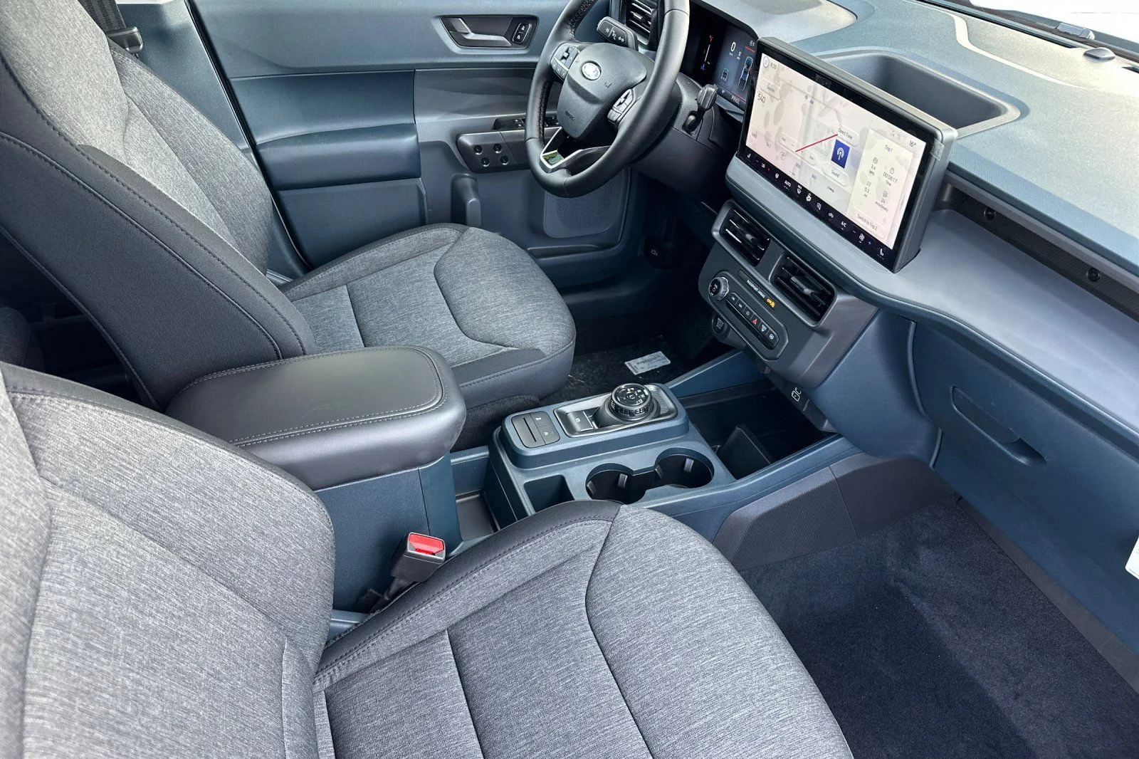 New 2026 Space White Metallic Ford XLT image 11