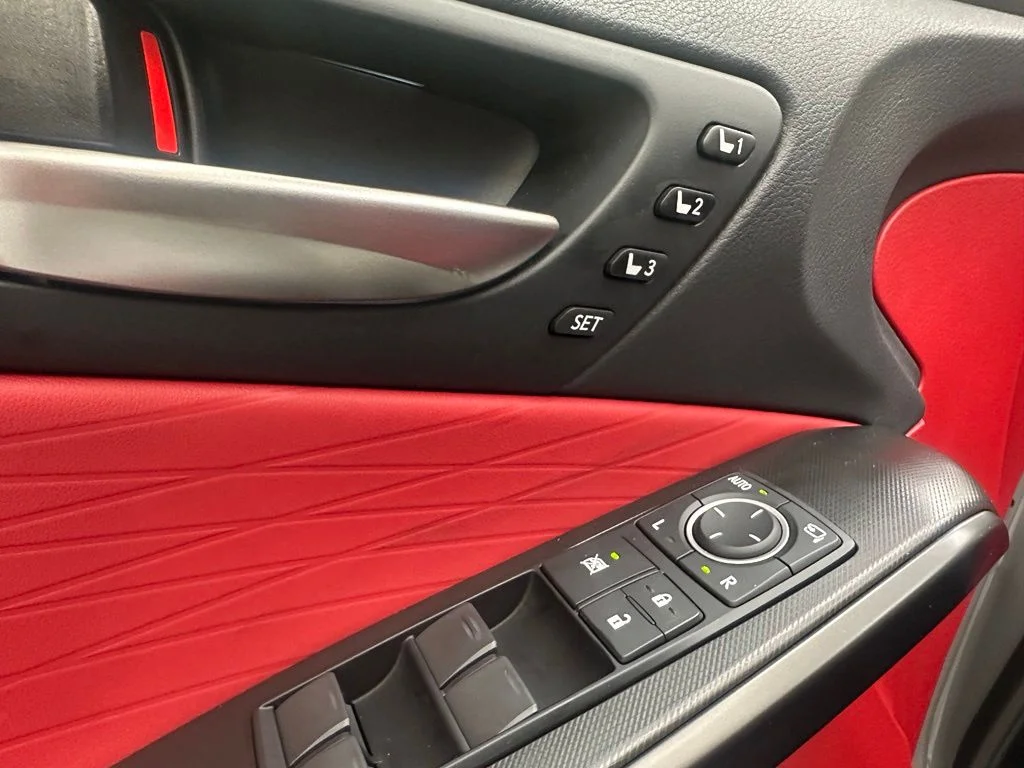 Certified Used 2025  Lexus 350 F SPORT image 18