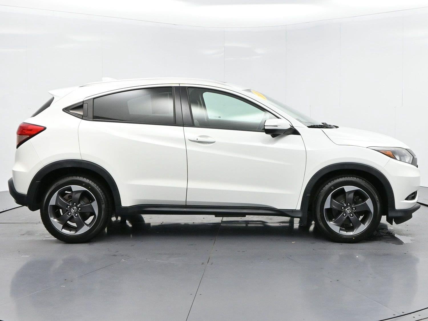 Used 2018 White Orchid Pearl Honda EX-L Navi image 8