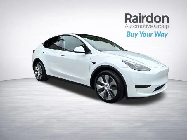 2023 Tesla Model Y Long Range Dual Motor All-Wheel Drive's photo