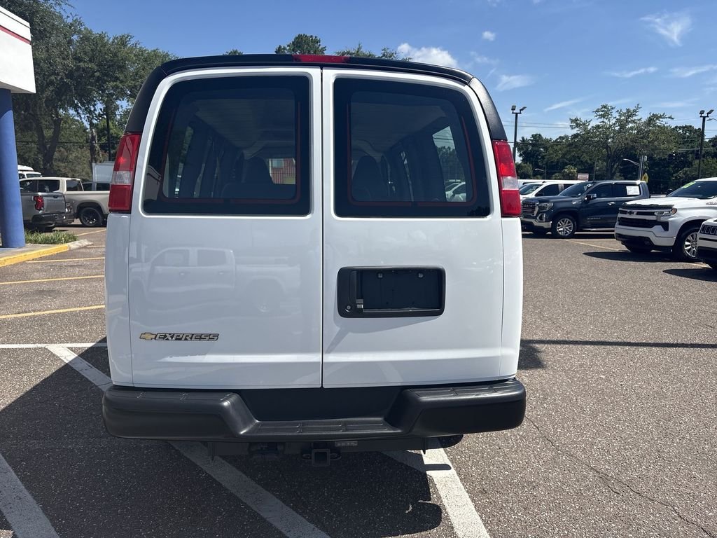 2026 Chevrolet Express Cargo Work Van - Photo 5