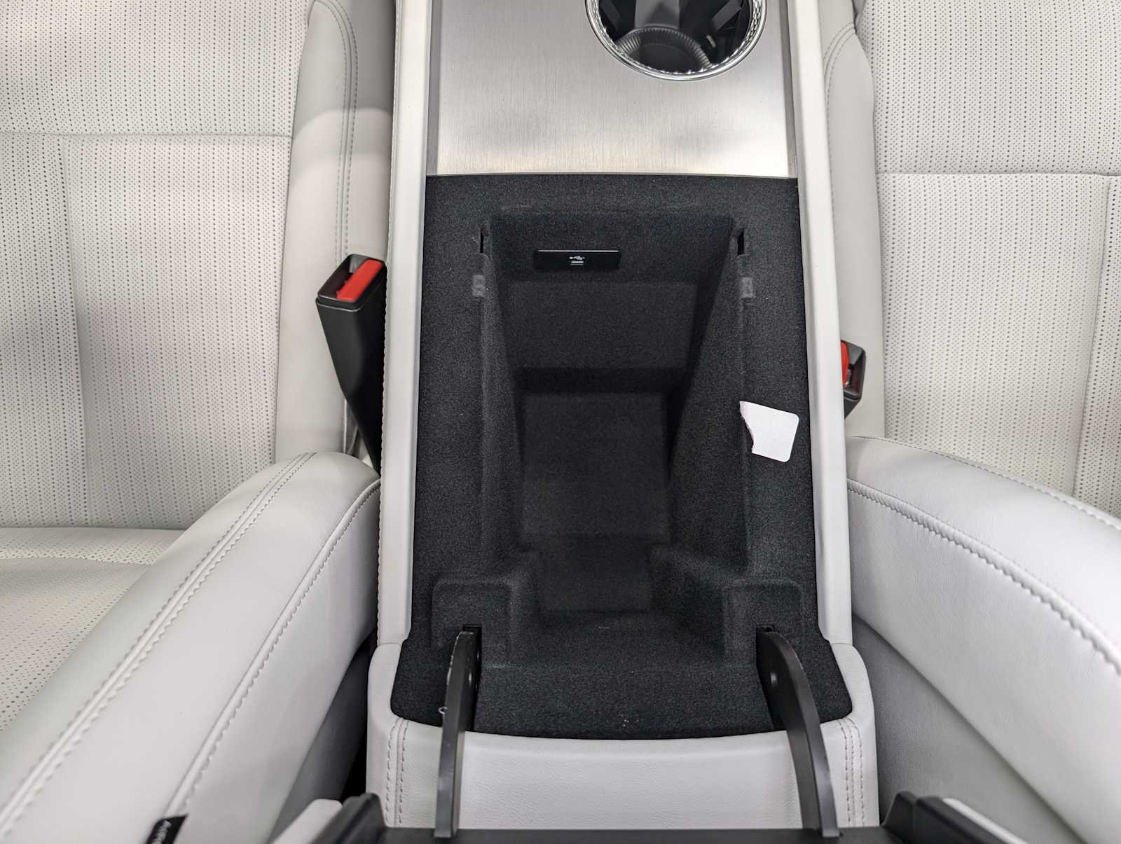 2026 Cadillac VISTIQ Luxury - Photo 18