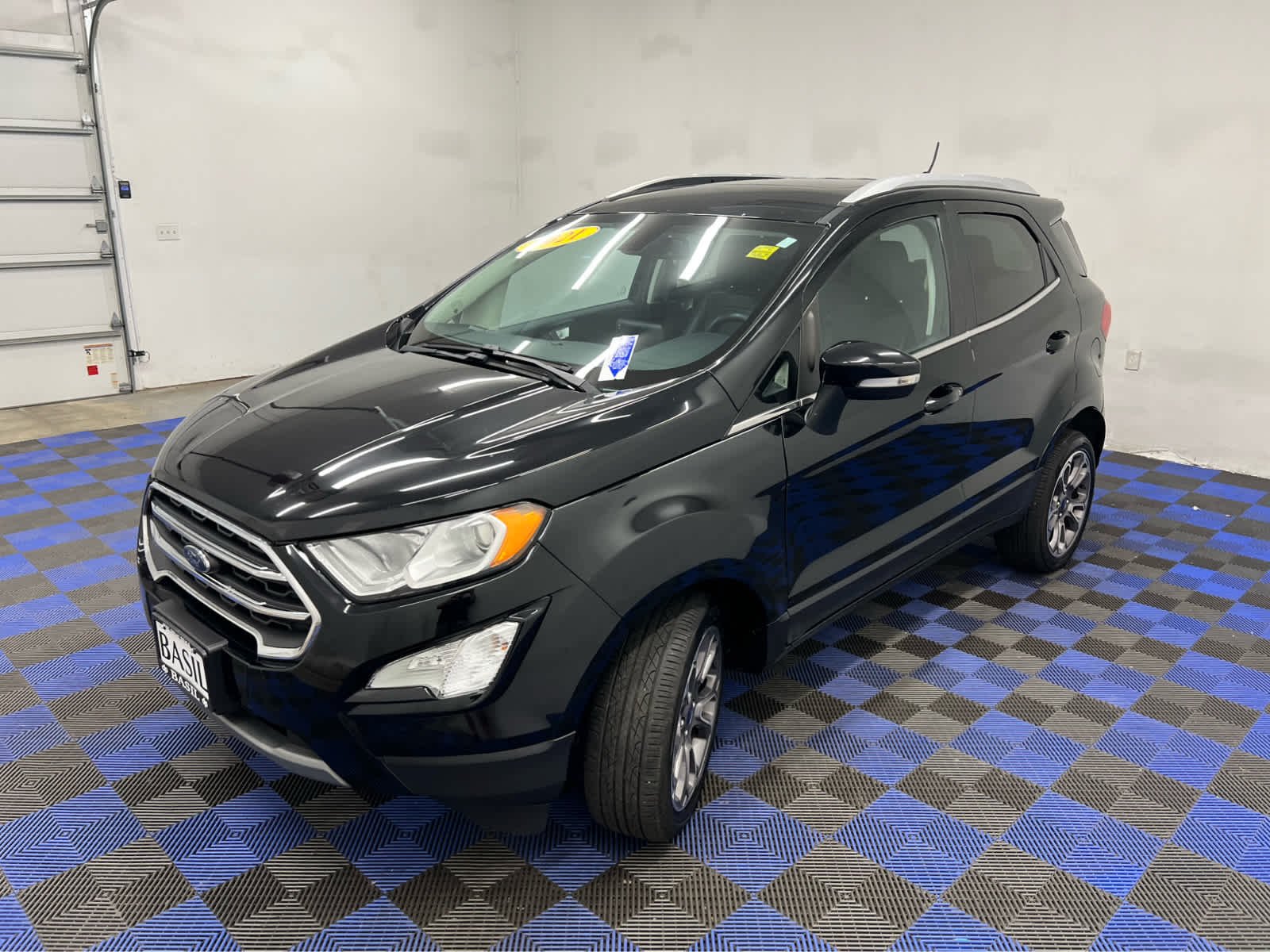 Used 2021 Shadow Black Ford Titanium image 10