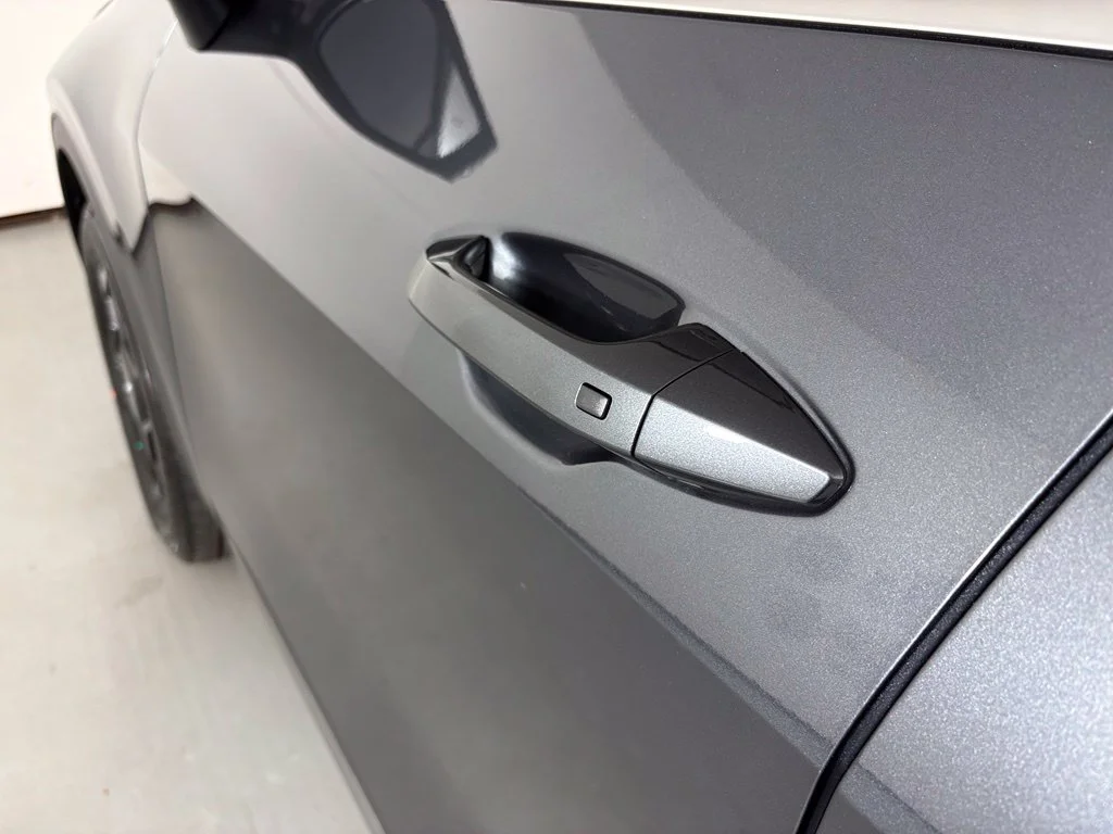 New 2027 Gravity Gray Kia EX image 12