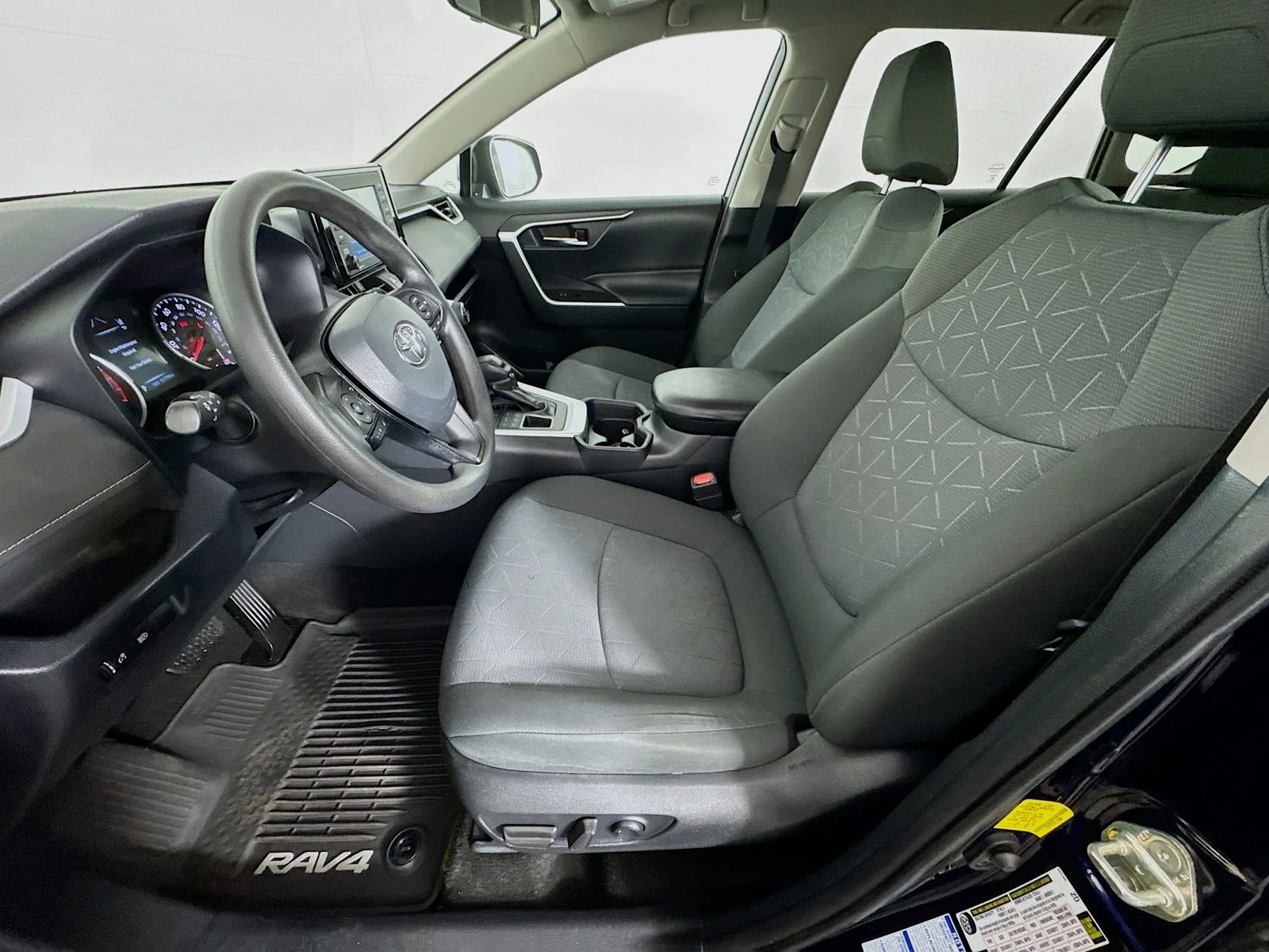 Used 2020 Blue Toyota XLE image 19