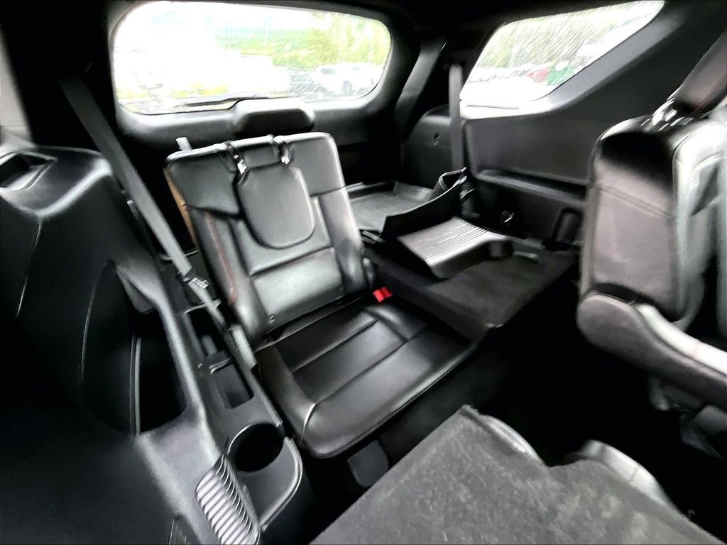 Used 2022 Black Ford ST-Line image 17