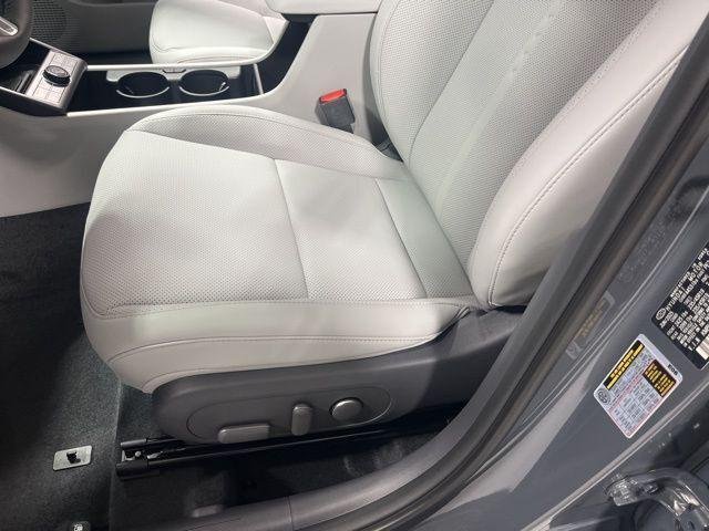 2026 Hyundai Kona Limited - Photo 7
