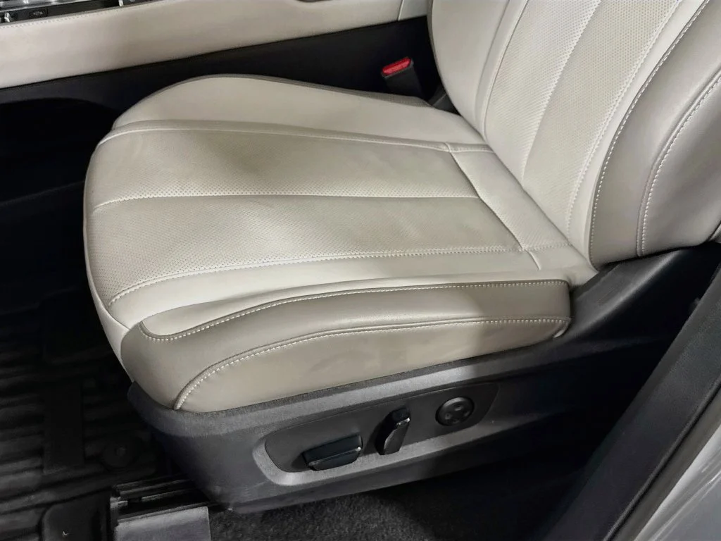 Certified Used 2027 Gray INFINITI LUXE image 26