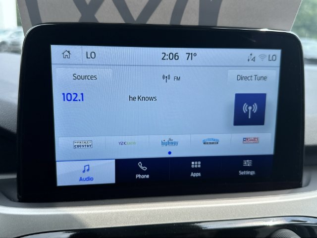 Certified Used 2022 Blue Ford SE image 15