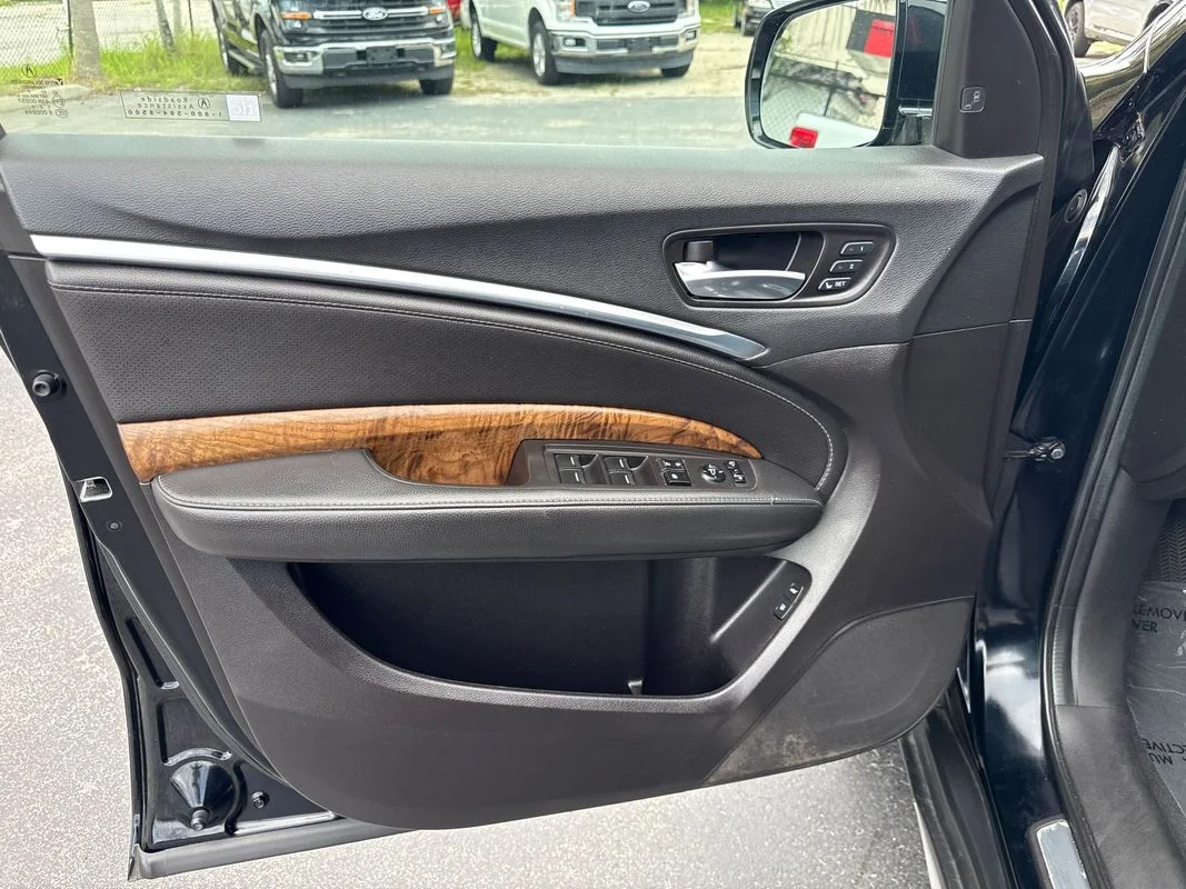 Used 2020  Acura Technology Package image 8