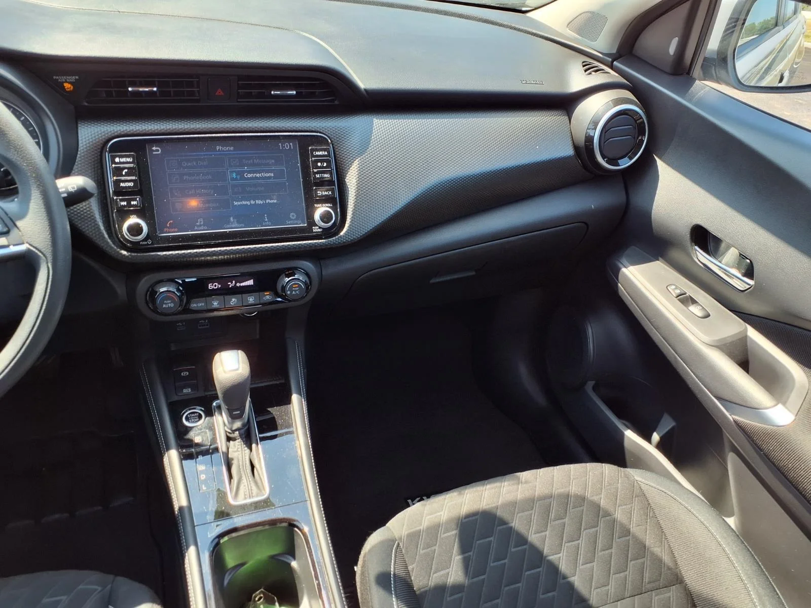 Used 2022 Boulder Gray Pearl Nissan SV image 3