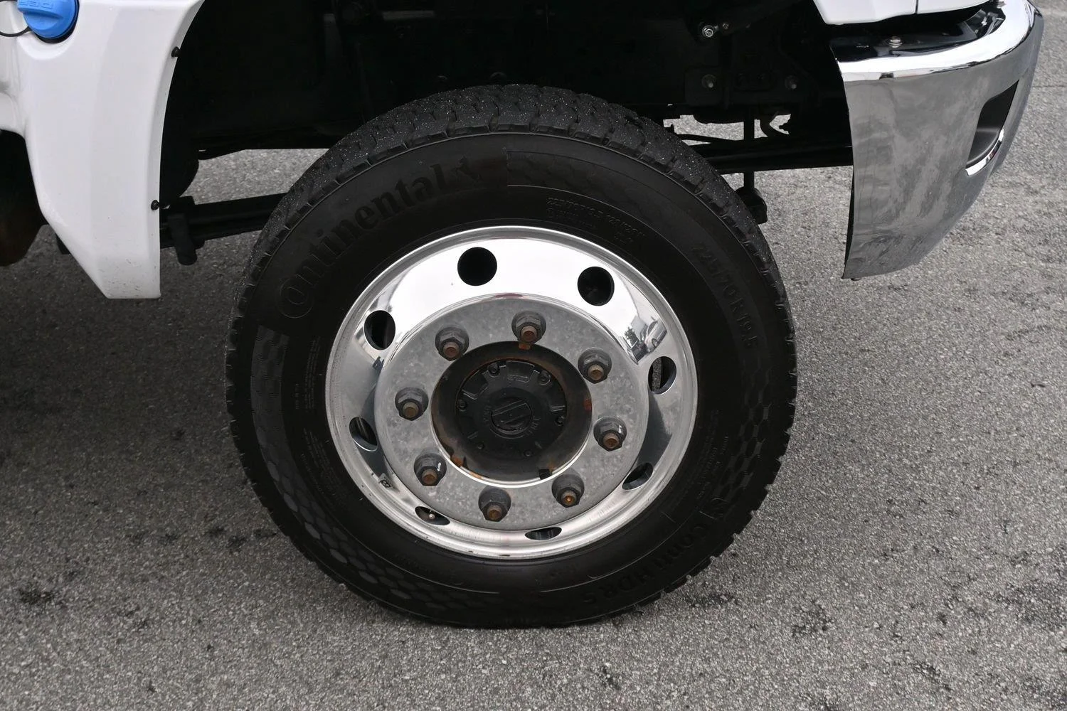 Used 2024 Summit White Chevrolet Work Truck image 34