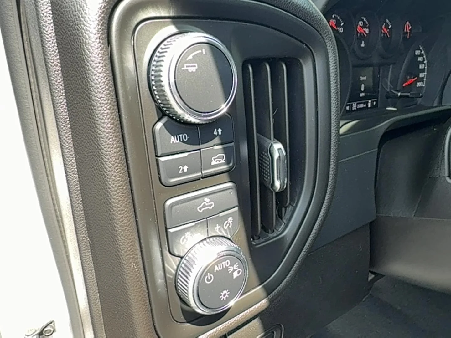 Used 2024 White GMC Pro image 13