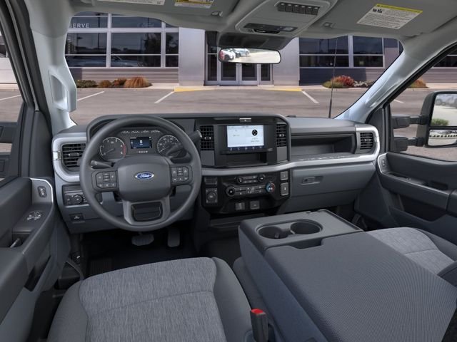 New 2026 Oxford White Ford XL image 9