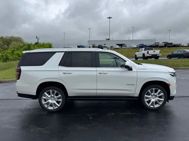Used 2023 Beige Chevrolet High Country image 2