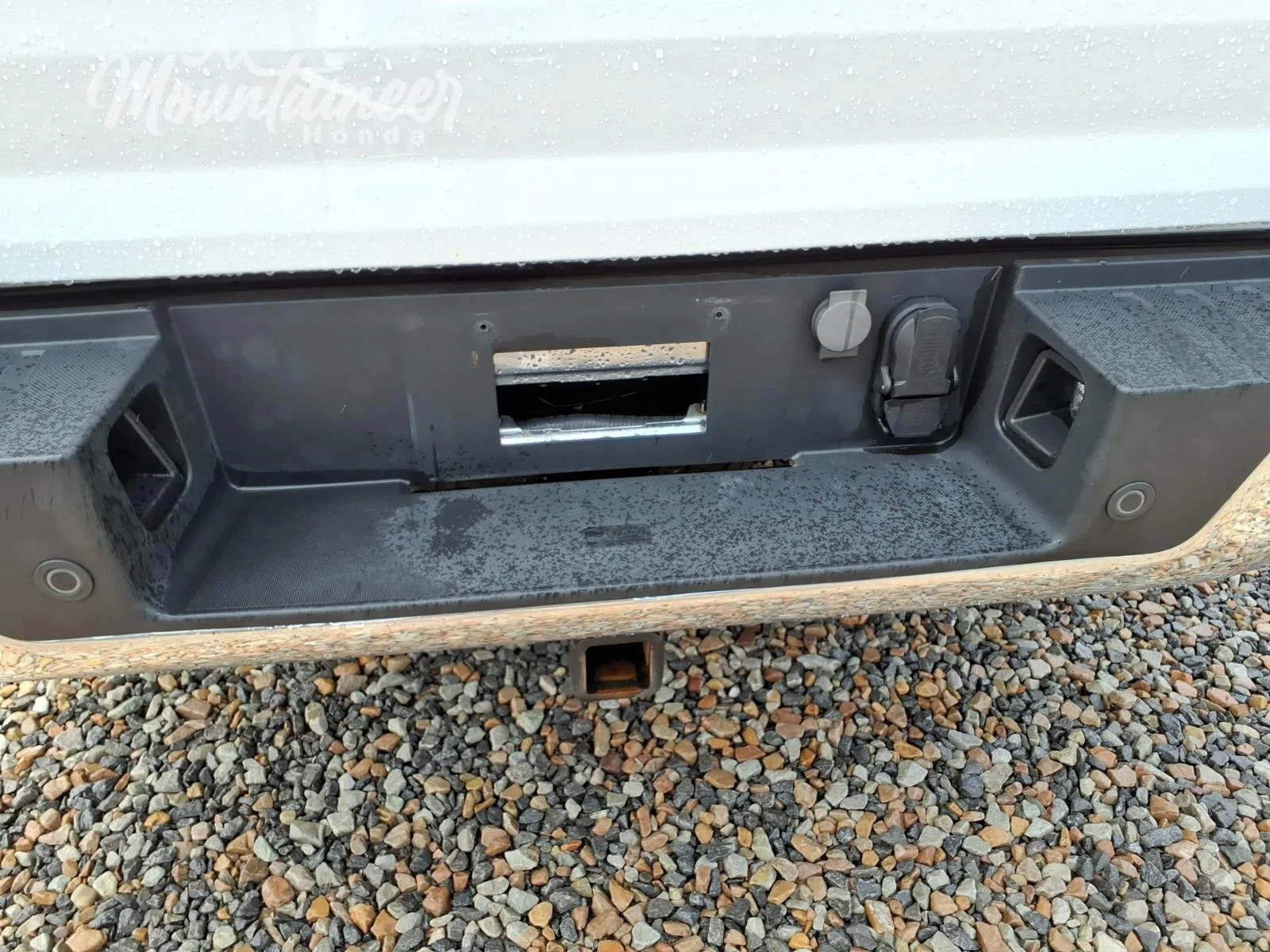 Used 2024 Oxford White Ford XLT image 19