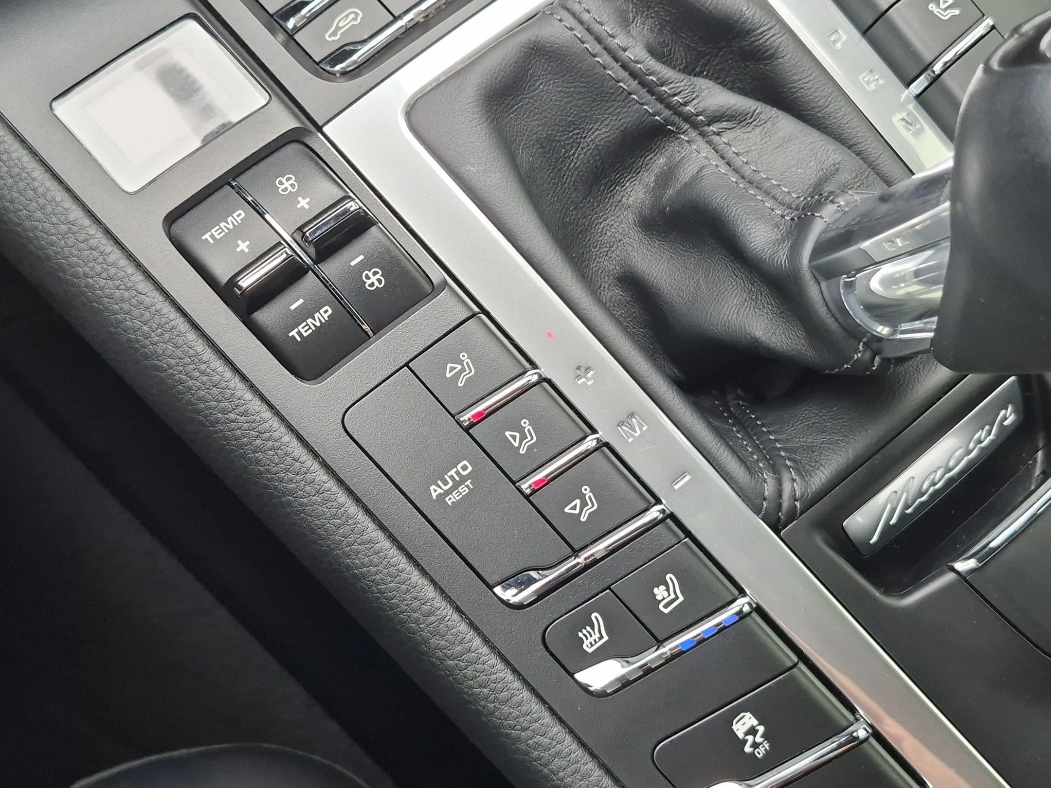Used 2019 Jet Black Metallic Porsche S image 23